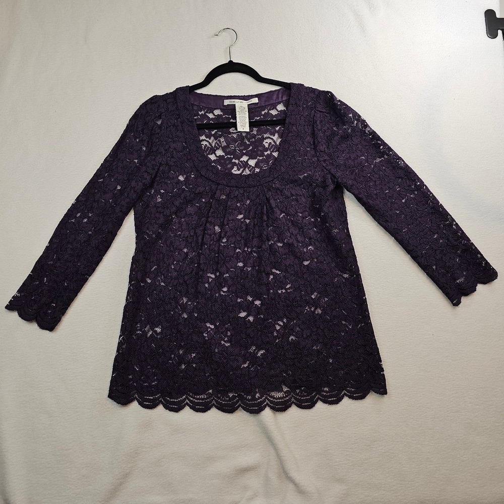 Diane von Furstenberg Purple Floral Lace Scalloped Blouse Top Size 8 Plum DVF